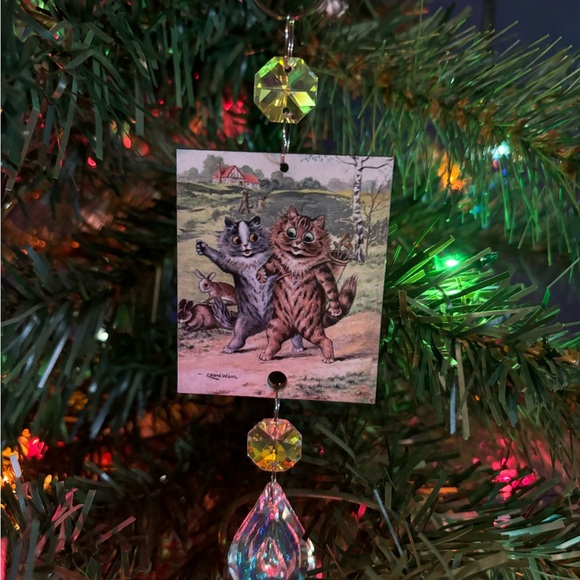 Louis wain tabby cat Christmas ornament, Louis wain tabby cat Suncatcher decor - Picture 3 of 9